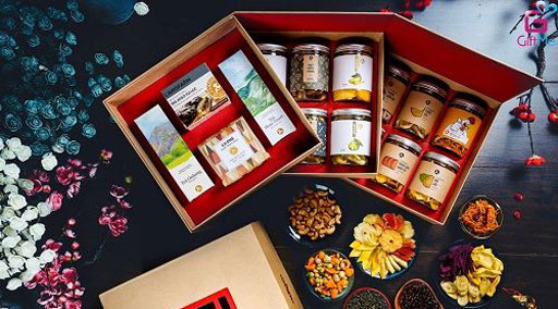 qua tang doi tac kinh doanh